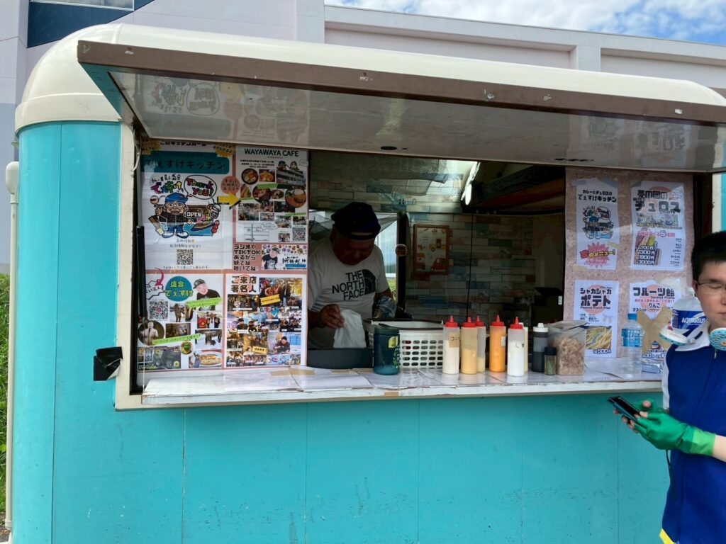 でぇすけさんのキッチンカー