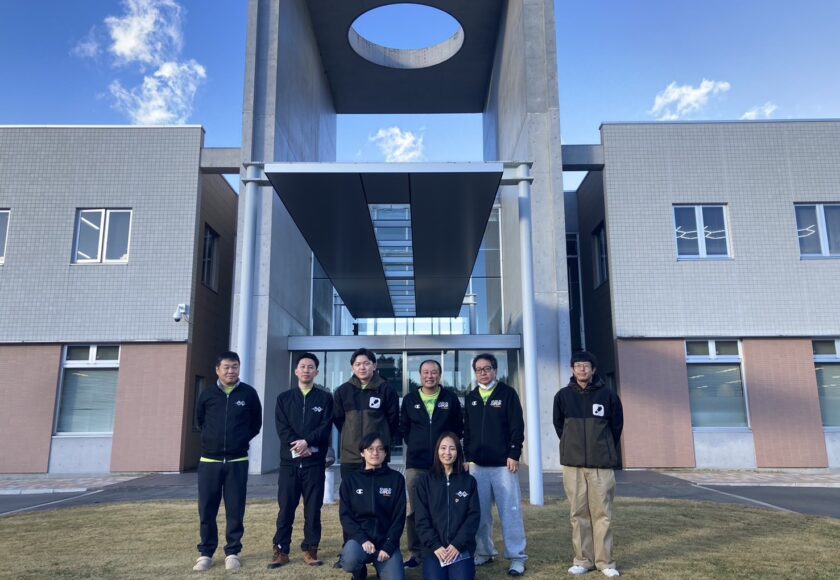 喜連川社会復帰促進センター前にて